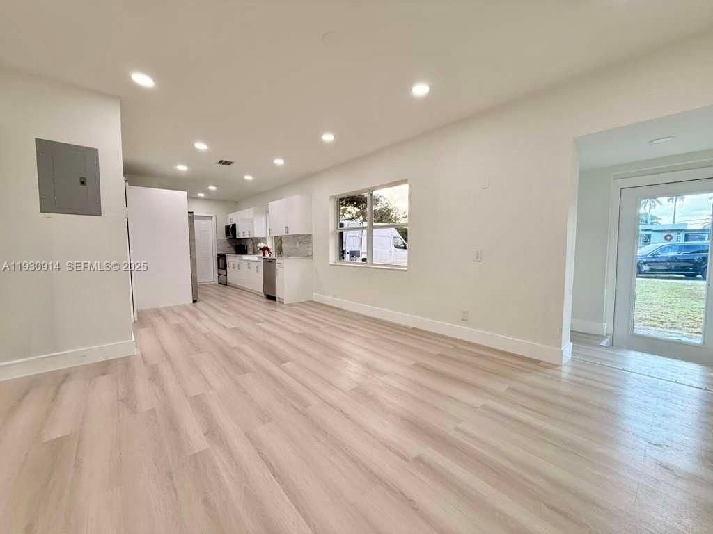 Photo of 650 Arizona Ave, Fort Lauderdale, FL 33312 (MLS # A11930914)