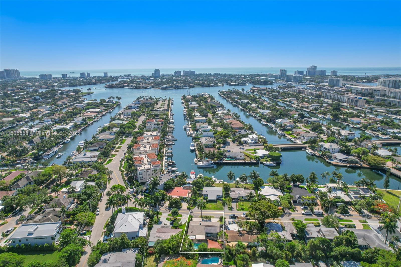Property for Sale at 1213 Cordova Rd, Fort Lauderdale, Broward County, Florida - Bedrooms: 4 
Bathrooms: 4  - $1,425,000