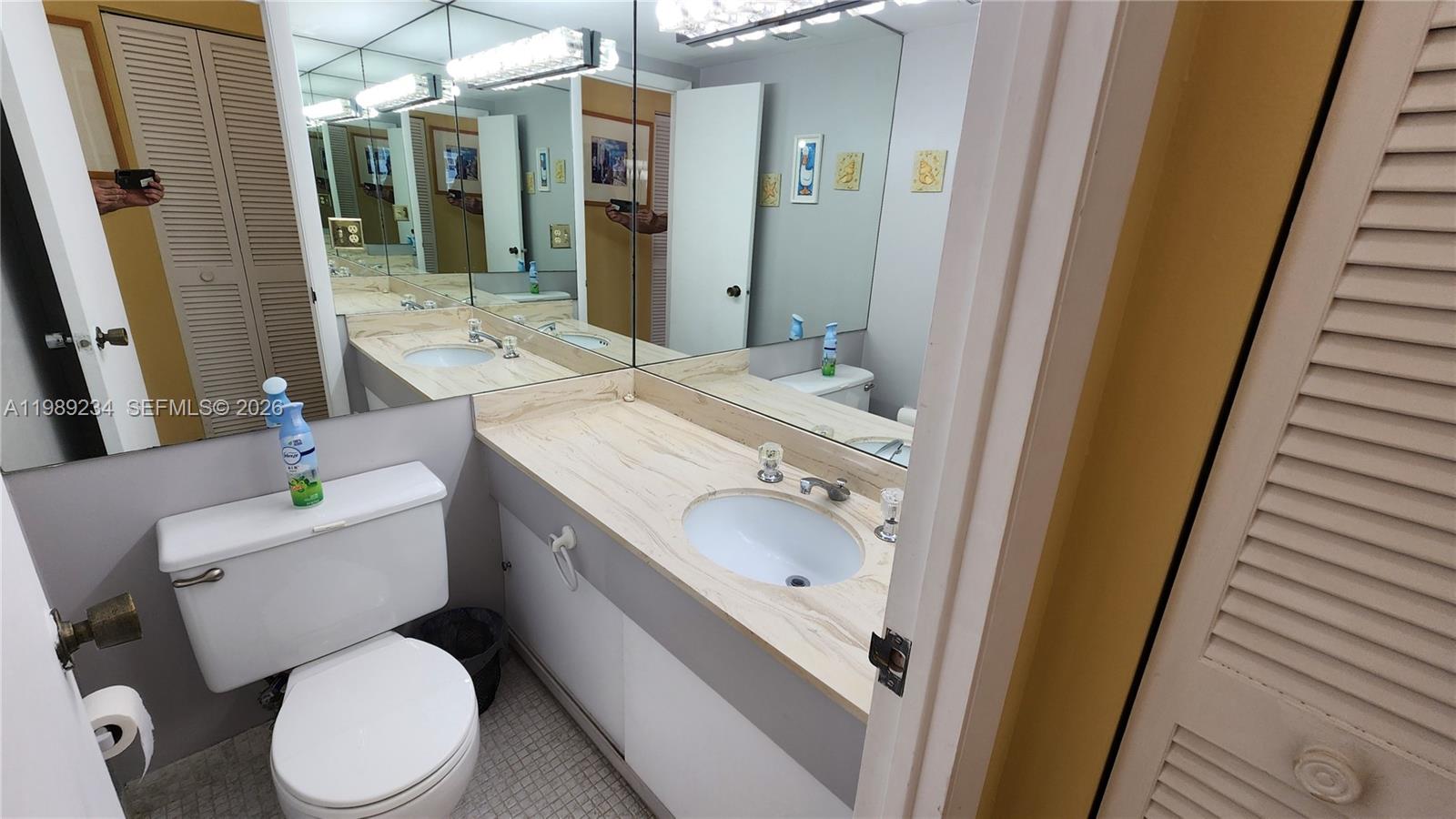 HEMISPHERES CONDO - Residential Lease