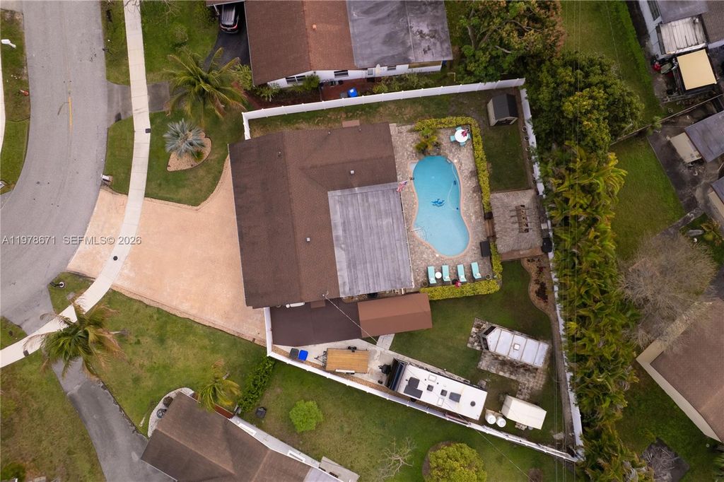 Photo of 4480 NW 61st St, North Lauderdale, FL 33319 (MLS # A11978671)