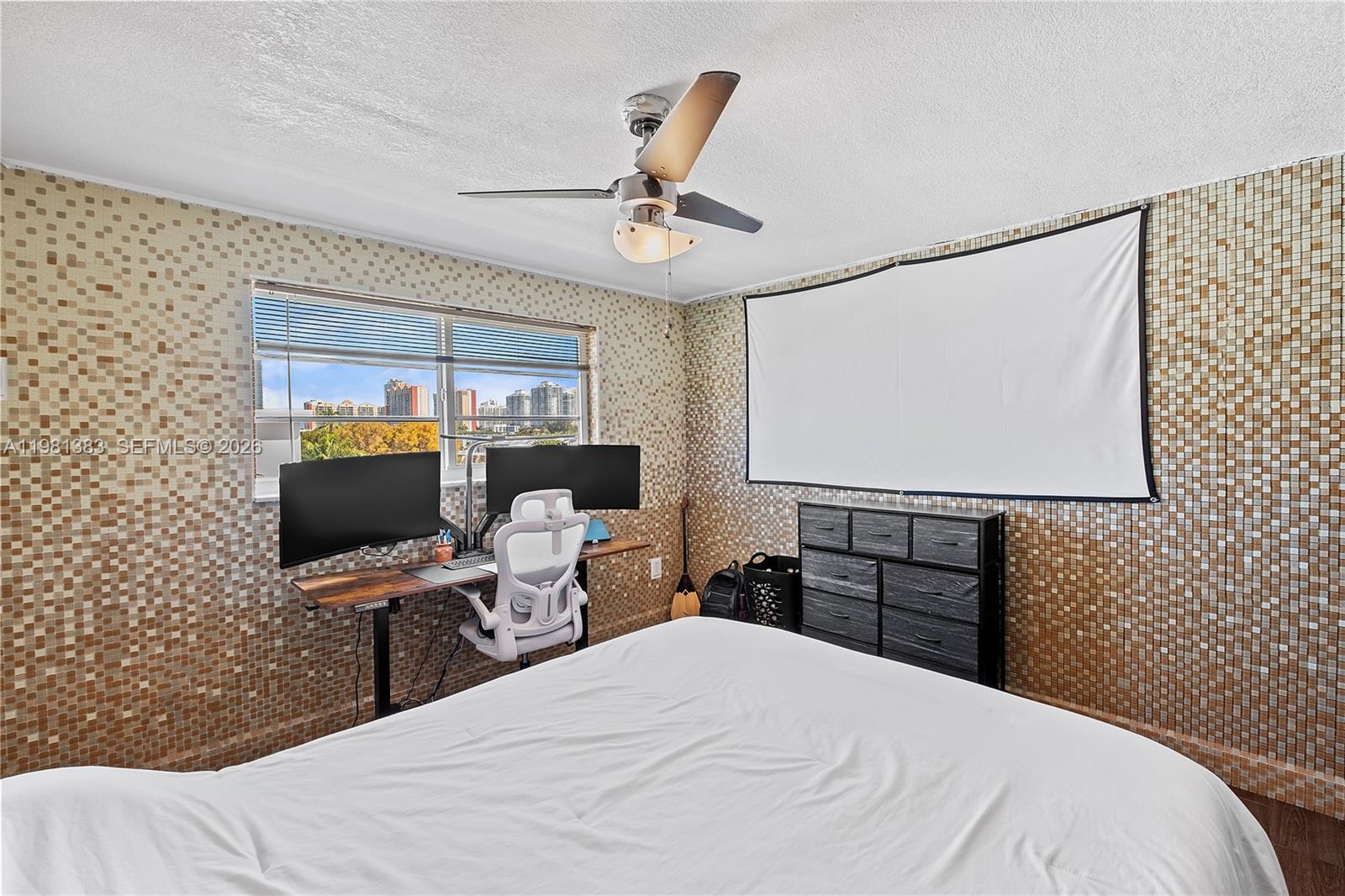 CARIBBEAN HOUSE CONDO - Residential