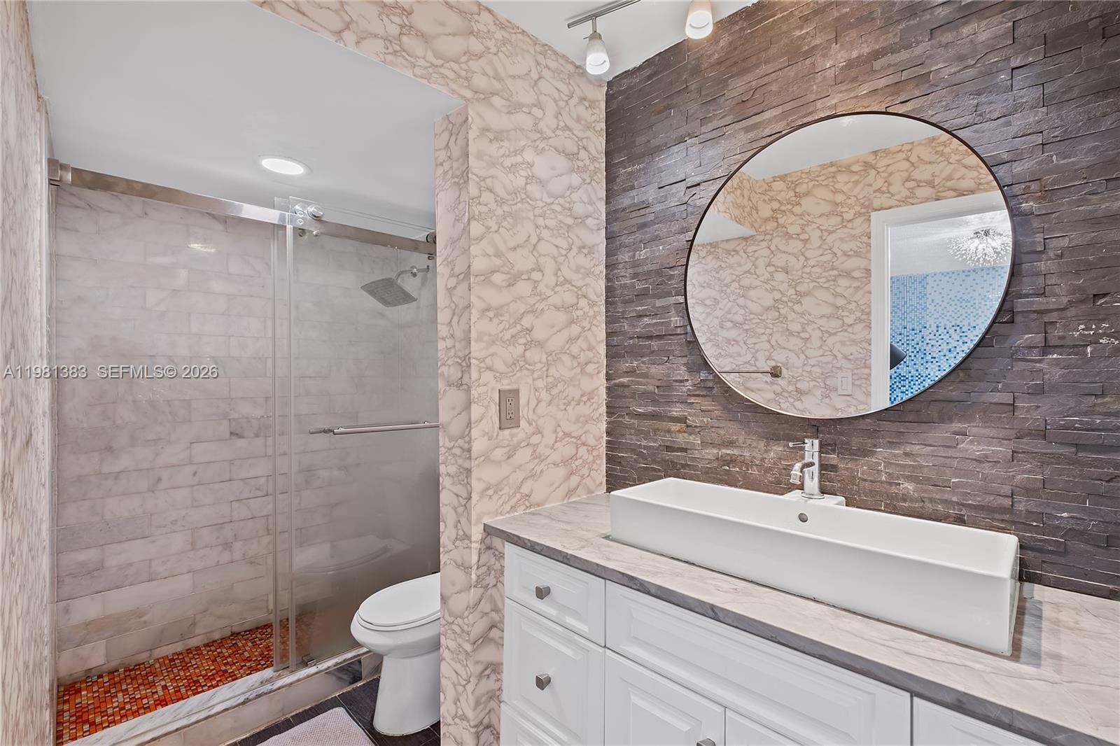 CARIBBEAN HOUSE CONDO - Residential