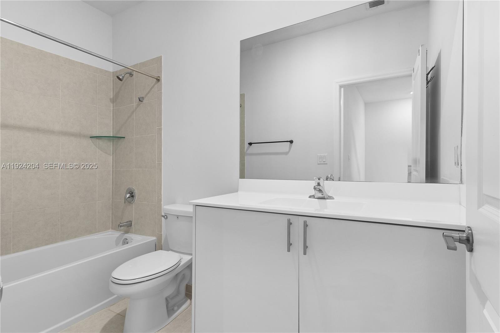 PINE VISTA - Residential