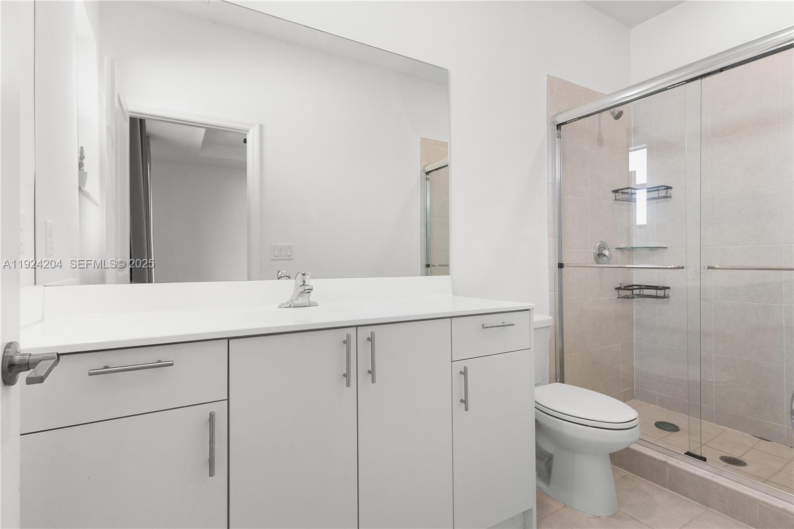 PINE VISTA - Residential