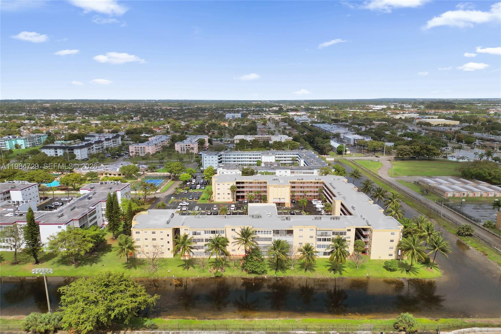 TOPAZ SOUTH CONDO - Residential