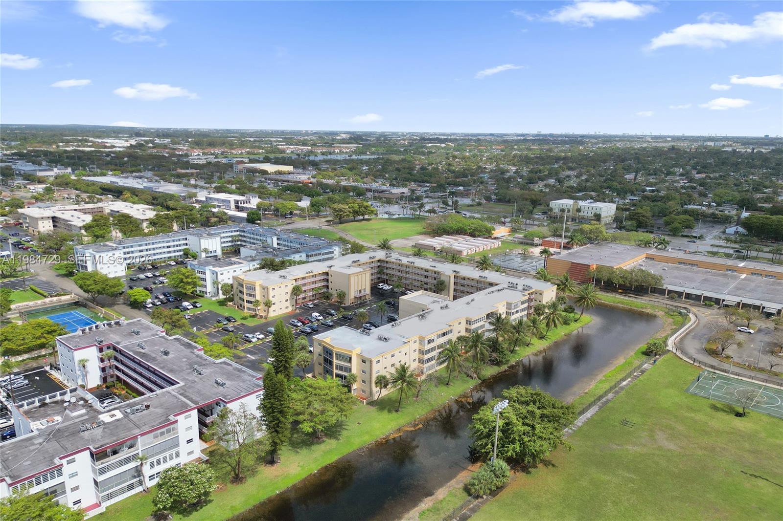 TOPAZ SOUTH CONDO - Residential