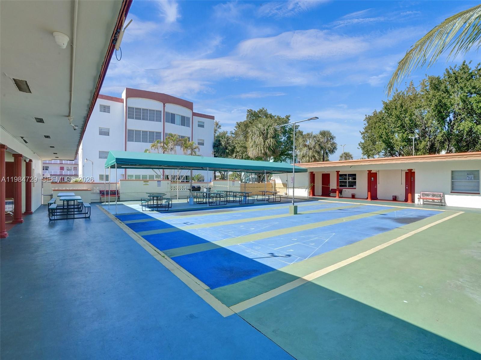 TOPAZ SOUTH CONDO - Residential