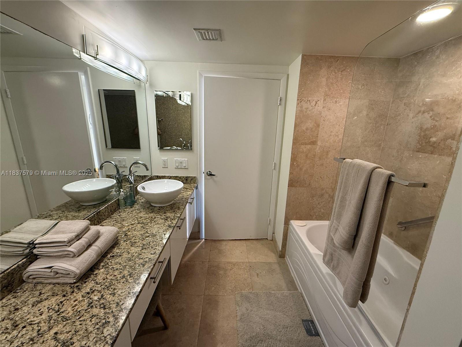 BRICKELL ON THE RIVER S T - Residential Lease