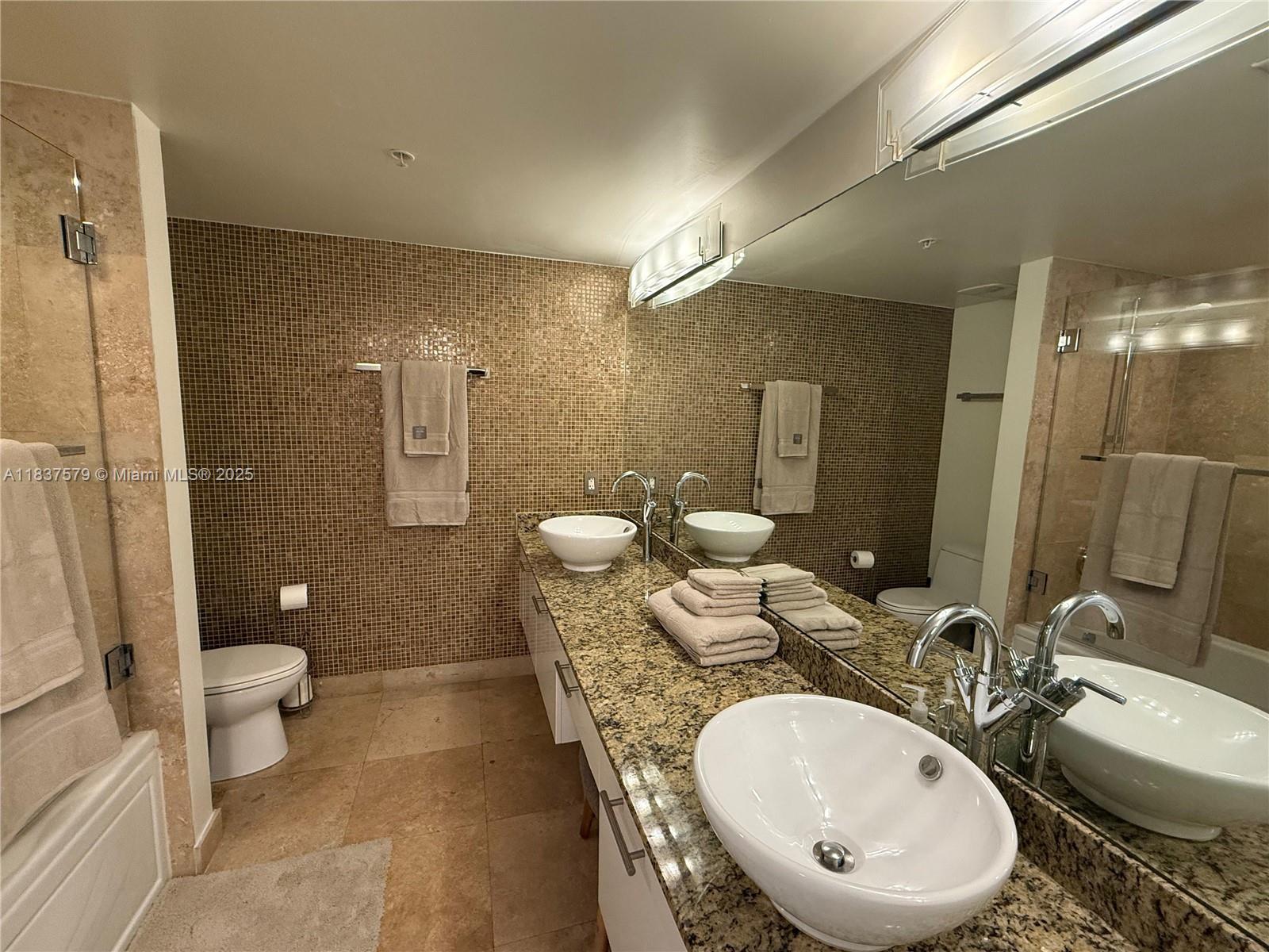 BRICKELL ON THE RIVER S T - Residential Lease