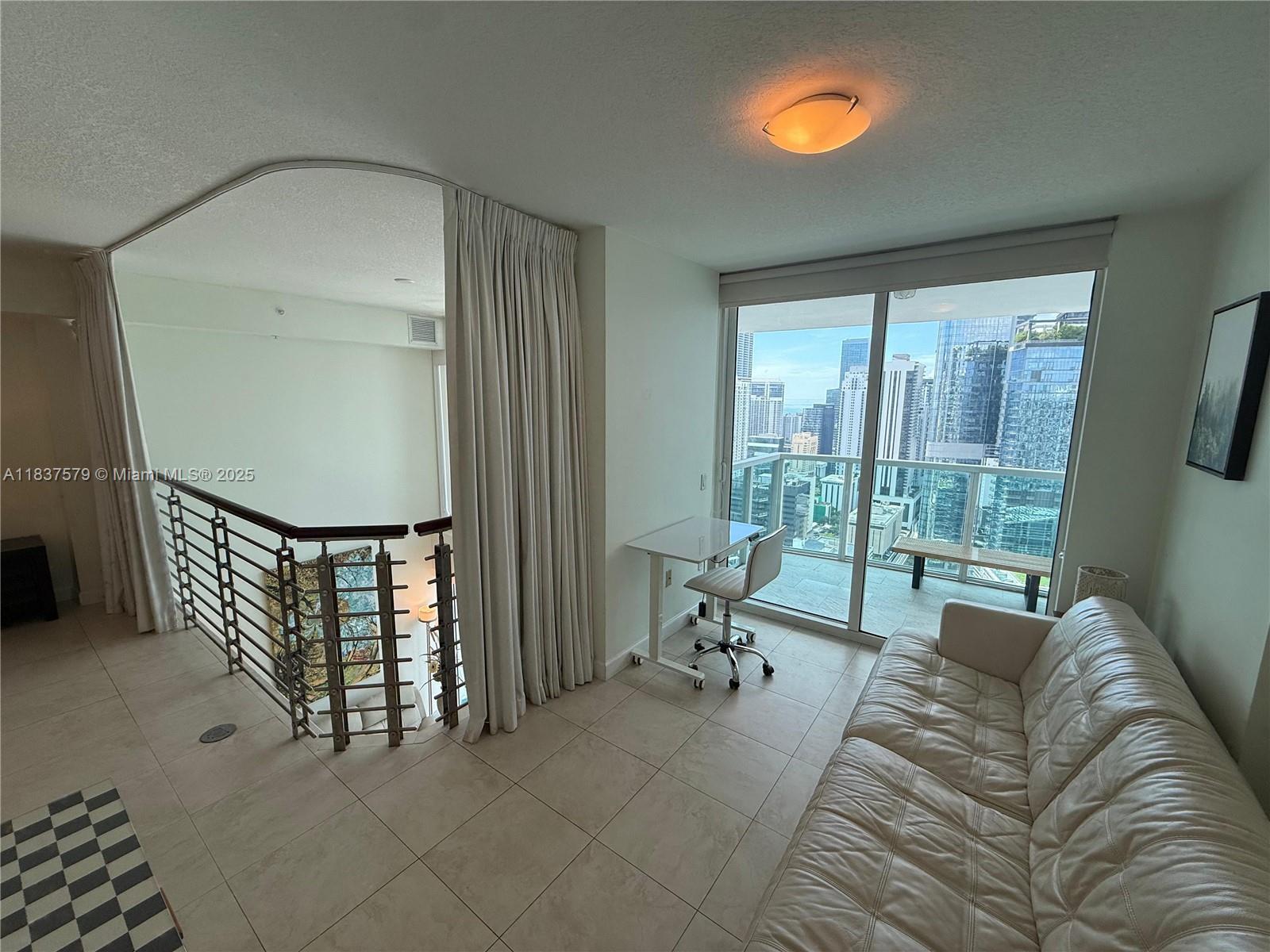 BRICKELL ON THE RIVER S T - Residential Lease