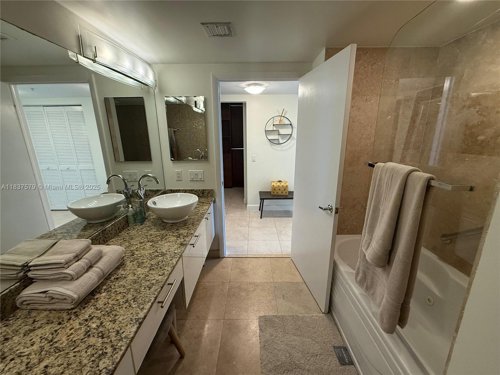 BRICKELL ON THE RIVER S T - Residential Lease