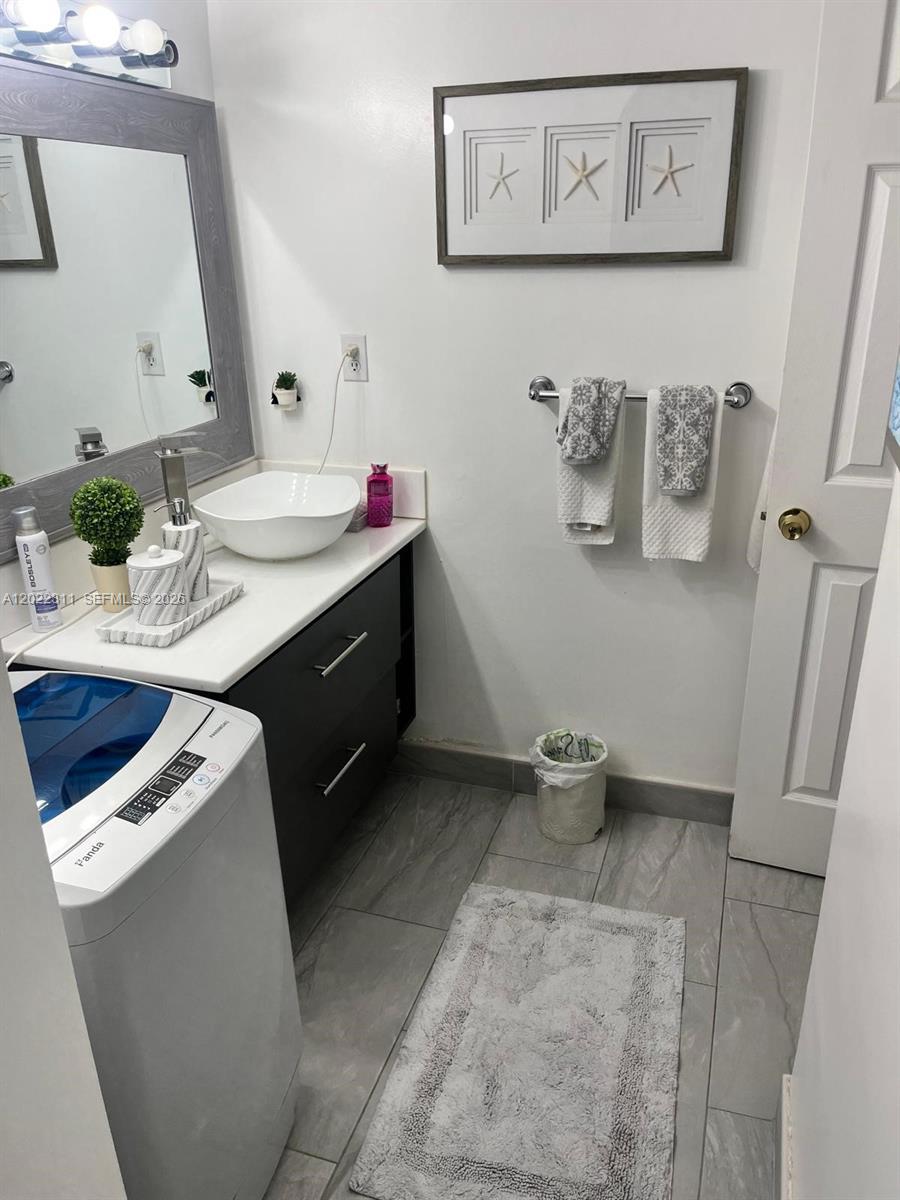 SIXTH MOORINGS CONDO - Residential
