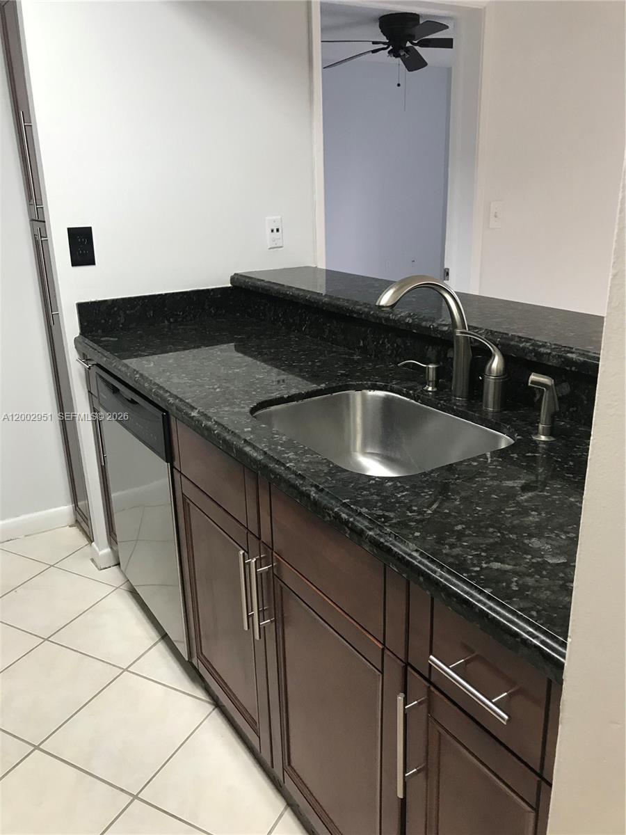 7075 NW 186th St C408