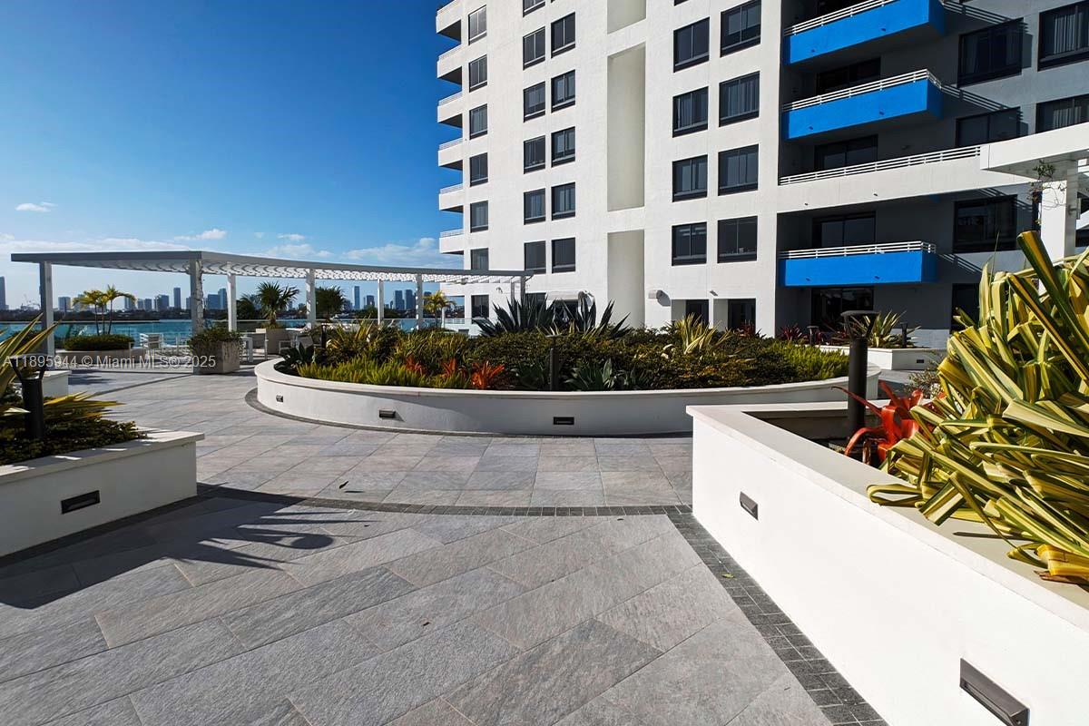 THE WAVERLY AT SOUTH BEACH - Residential Lease