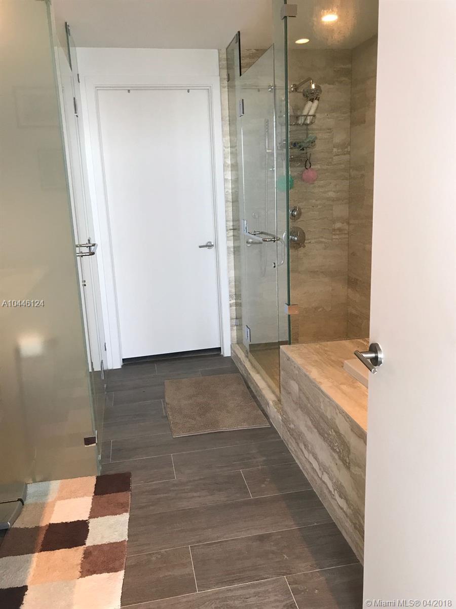BISCAYNE BEACH CONDO - Residential Lease