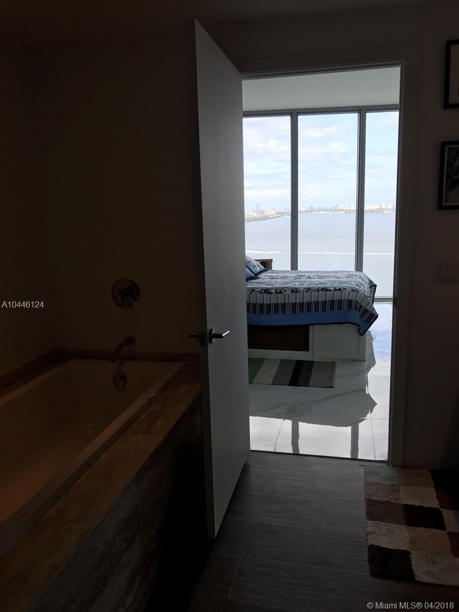 BISCAYNE BEACH CONDO - Residential Lease