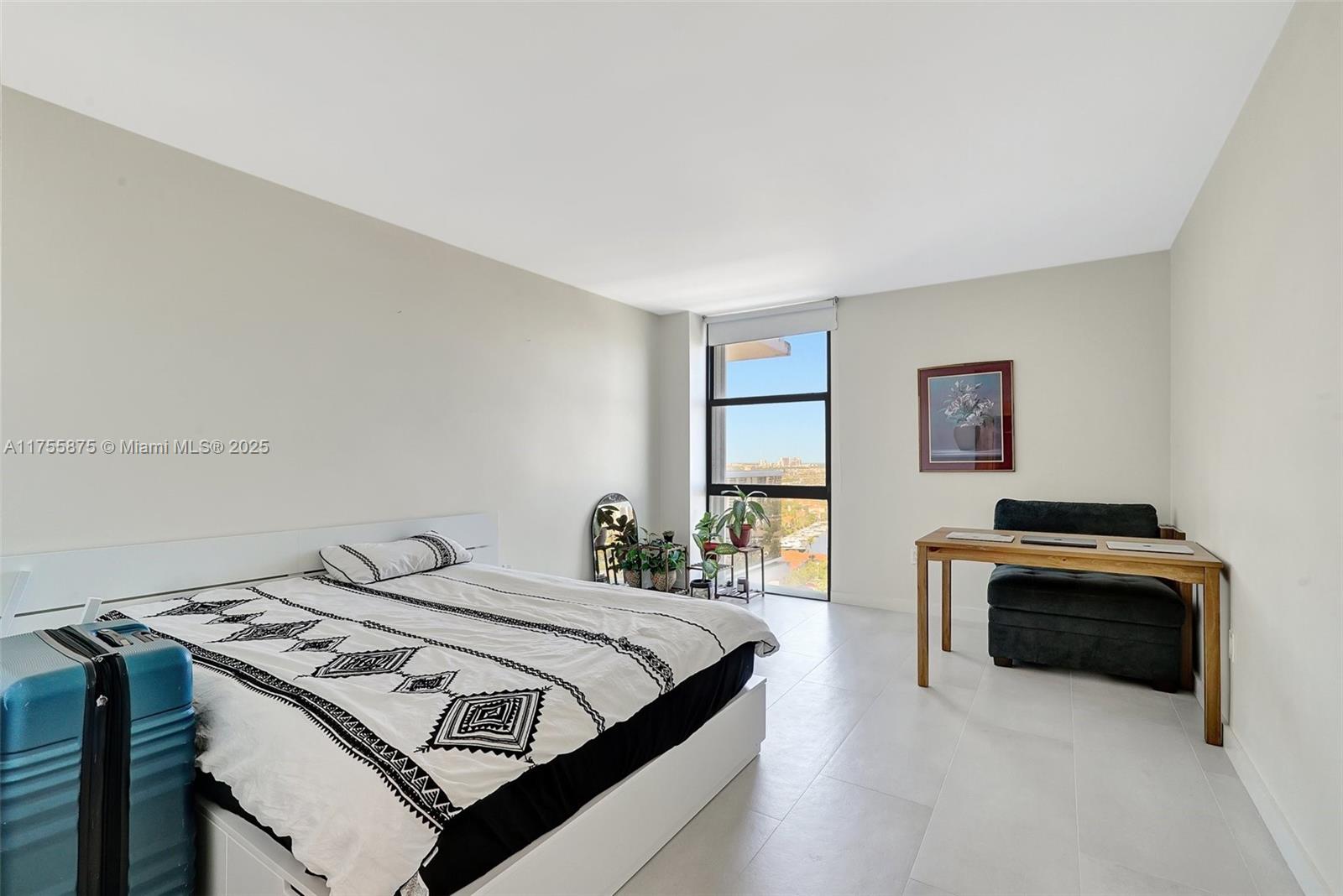 AVENTURA ELDORADO CONDO - Residential