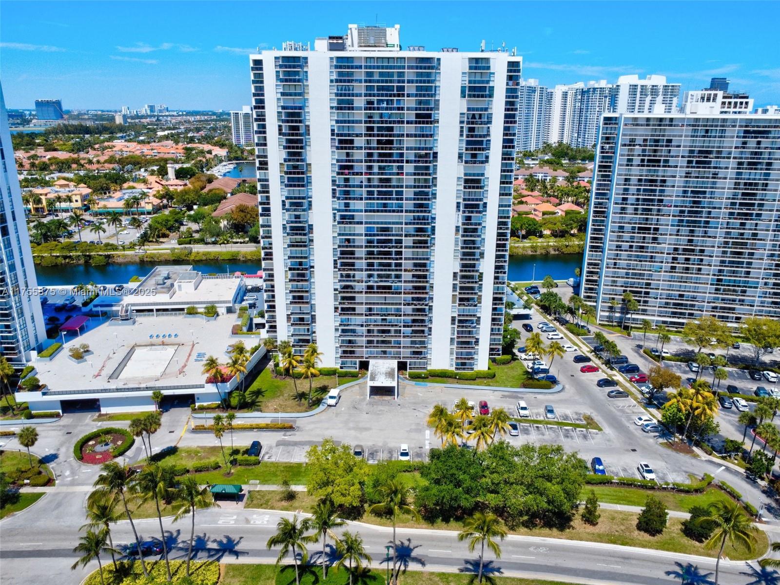 AVENTURA ELDORADO CONDO - Residential