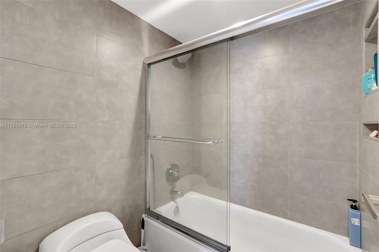 AVENTURA ELDORADO CONDO - Residential