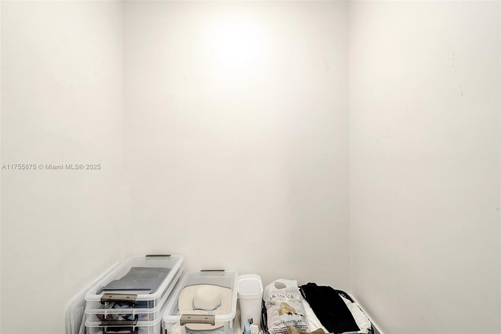 AVENTURA ELDORADO CONDO - Residential