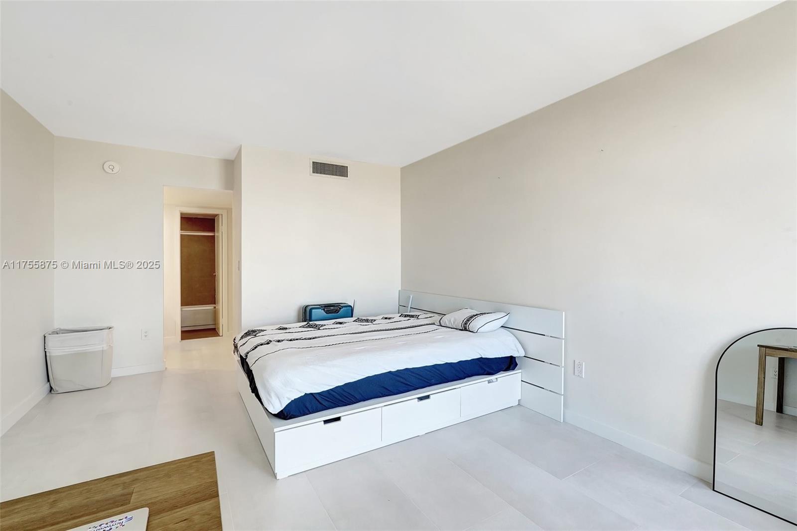 AVENTURA ELDORADO CONDO - Residential