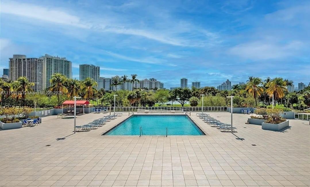 AVENTURA ELDORADO CONDO - Residential