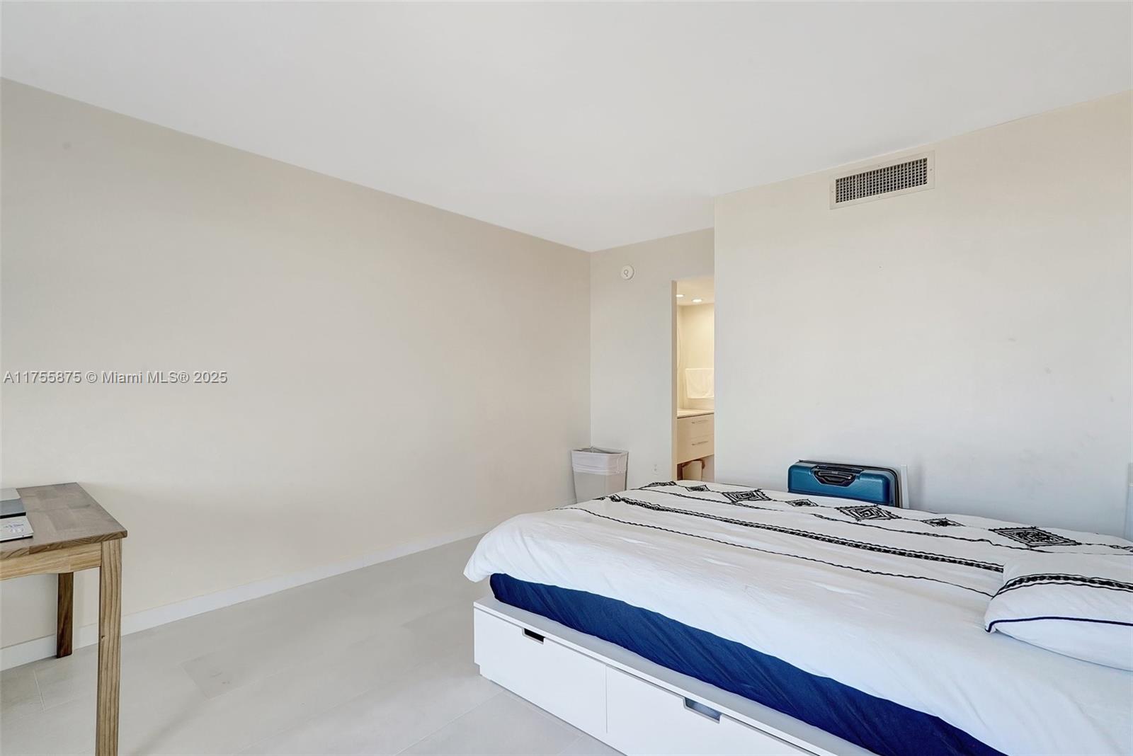 AVENTURA ELDORADO CONDO - Residential