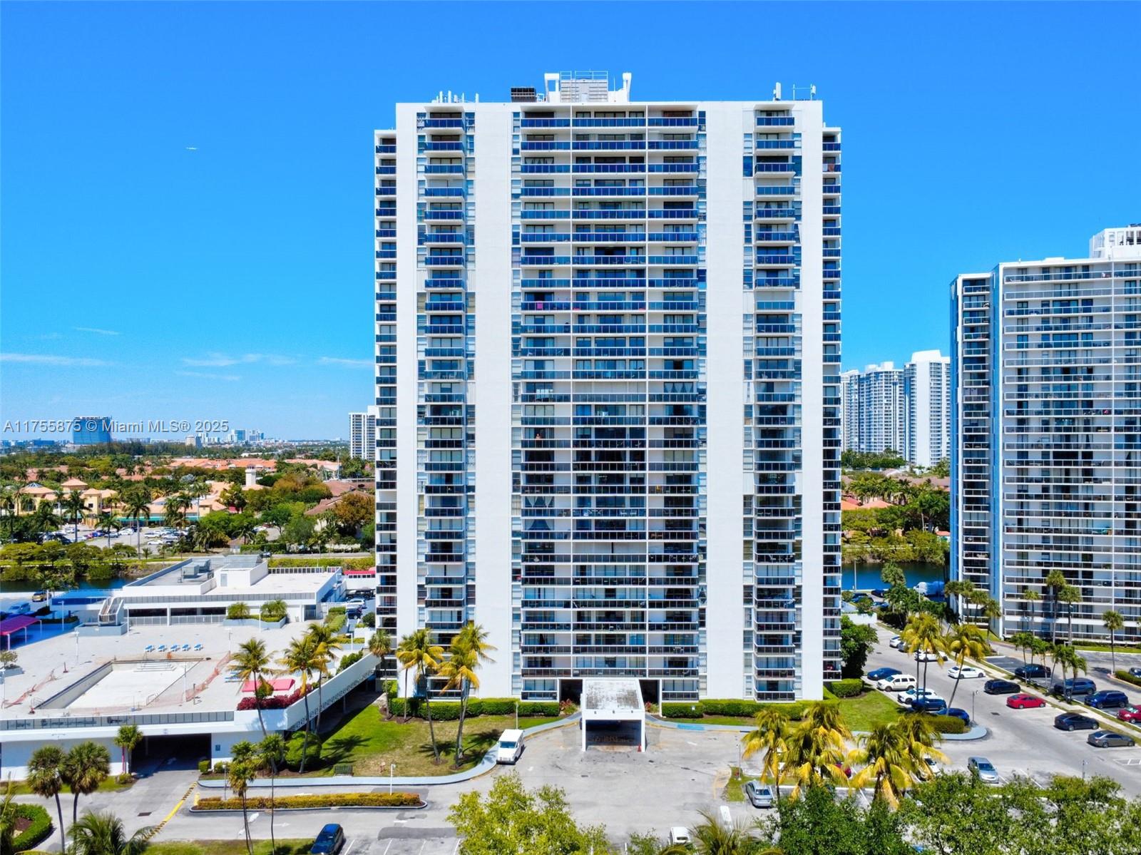 AVENTURA ELDORADO CONDO - Residential