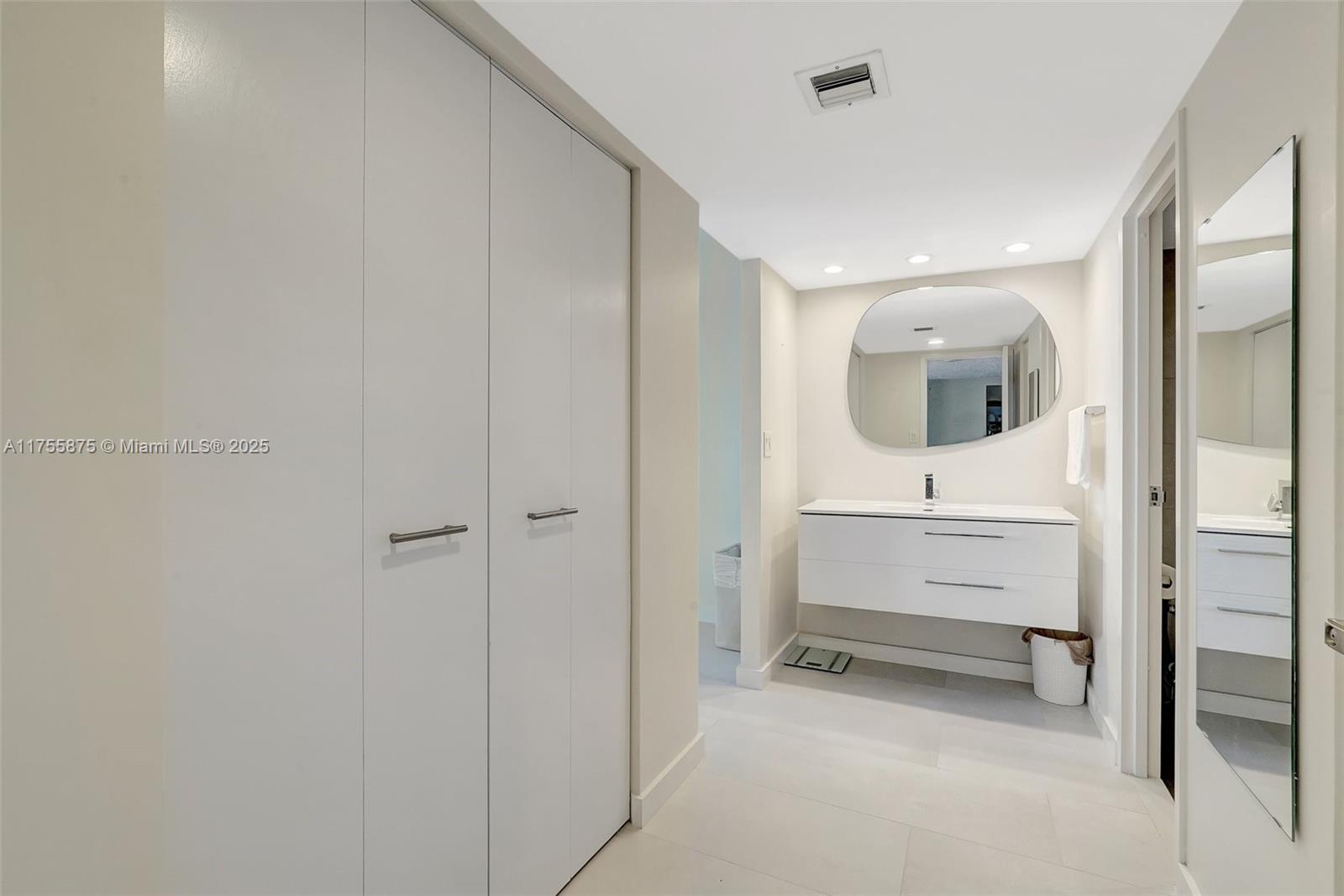 AVENTURA ELDORADO CONDO - Residential