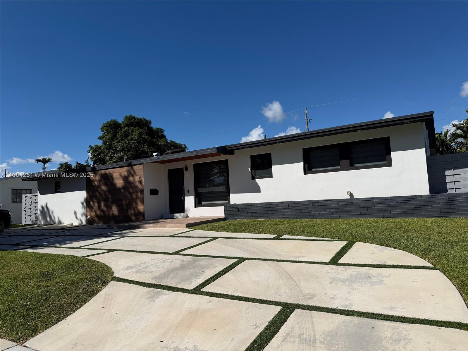 WHISPERING PINES ESTATES - Residential Lease