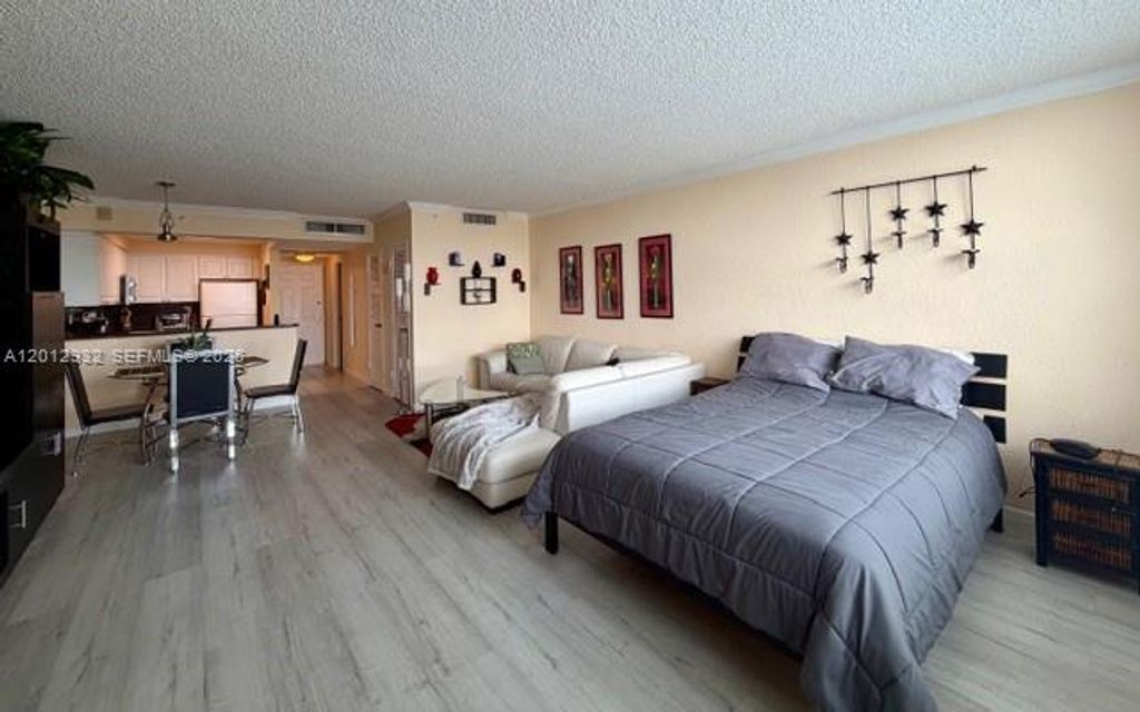 Photo of 2501 S Ocean Dr #1627, Hollywood, FL 33019 (MLS # A12012932)