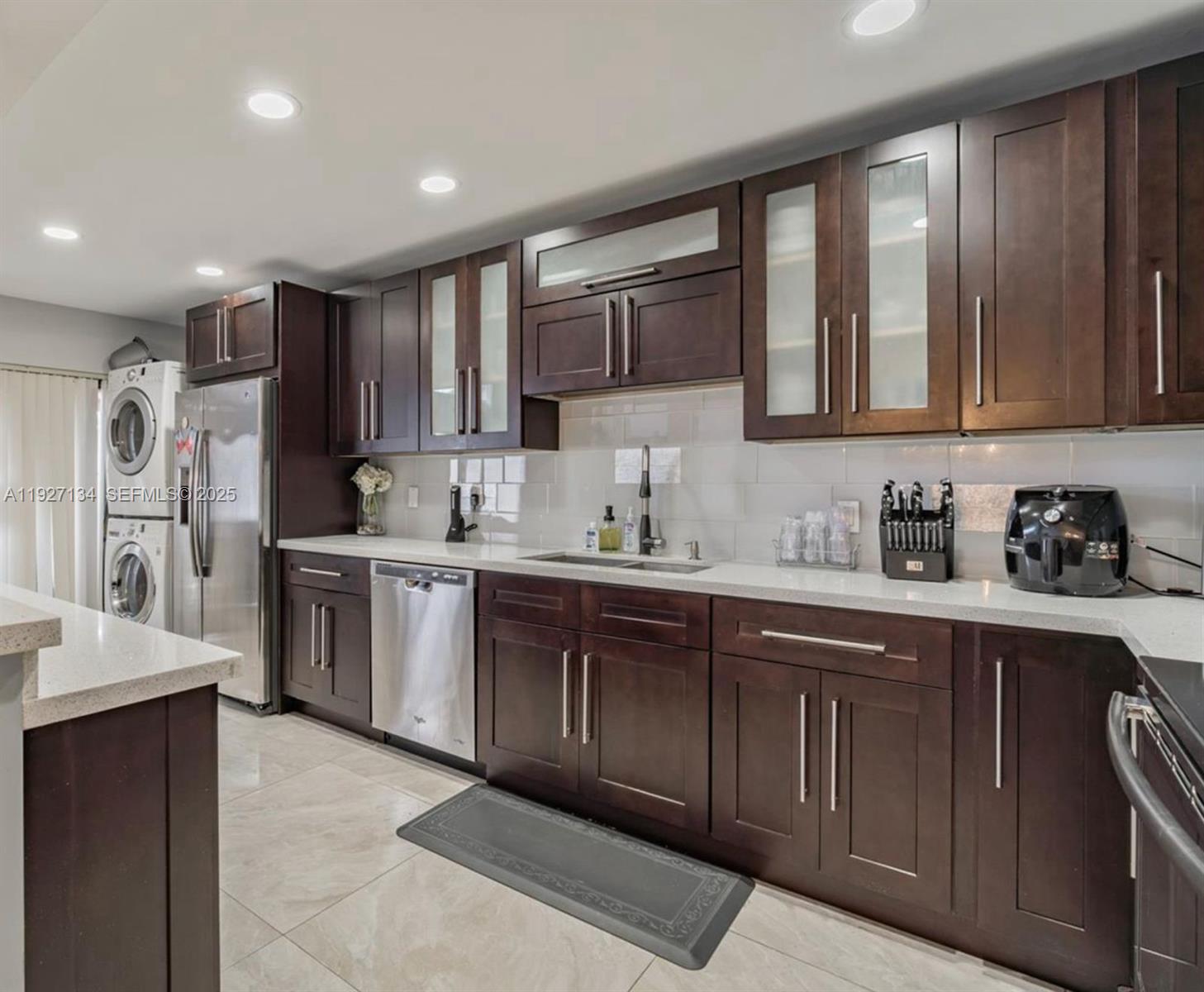 MISTY LAKE SOUTH CONDO PH - Residential Lease