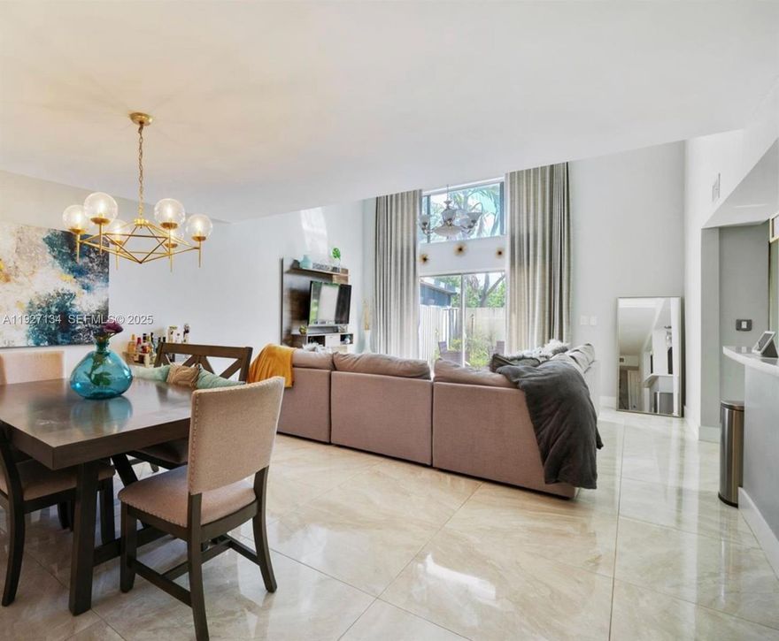 Beautiful and well-maintained home featuring 3 bedrooms and 3 bathrooms, with a fully equipped kitchen that includes a refrigerator, microwave, washer and dryer. The property offers a cozy, newly remodeled patio, ideal for relaxing or entertaining.

Located just minutes from the Hard Rock Stadium, this home provides unmatched convenience while still offering the comfort of a quiet residential setting.

Move-in ready and perfectly situated — a must-see!