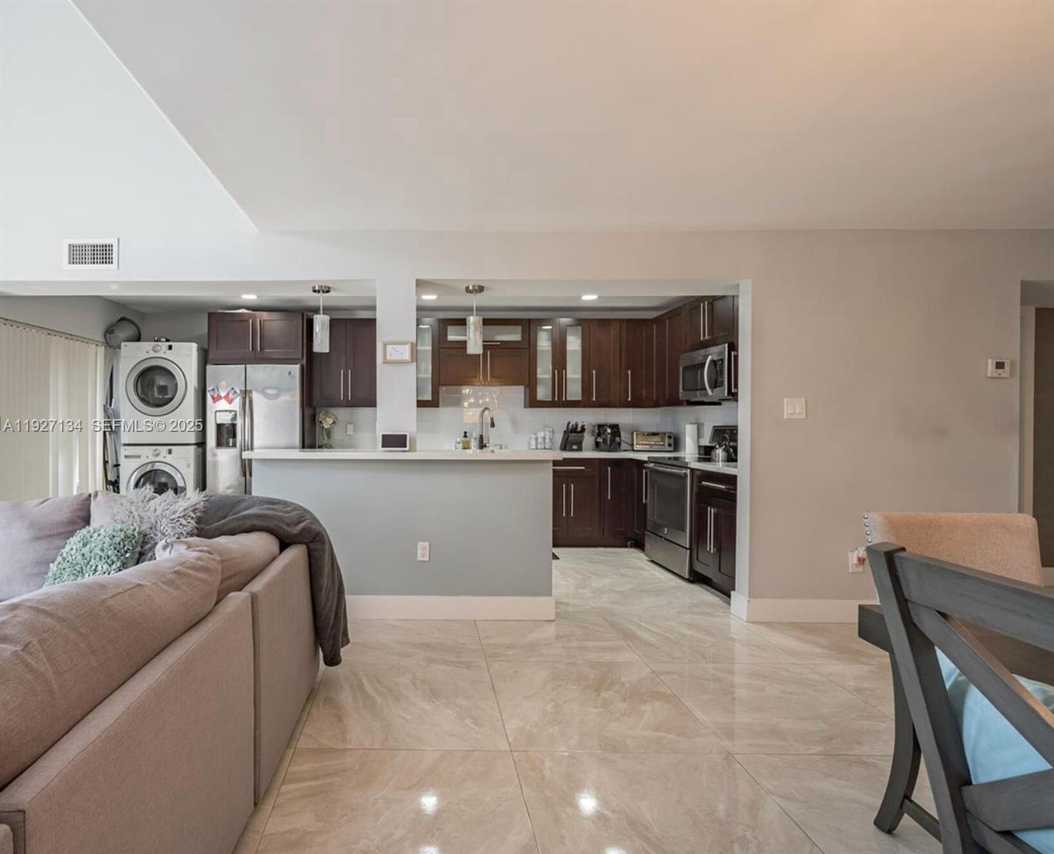 MISTY LAKE SOUTH CONDO PH - Residential Lease