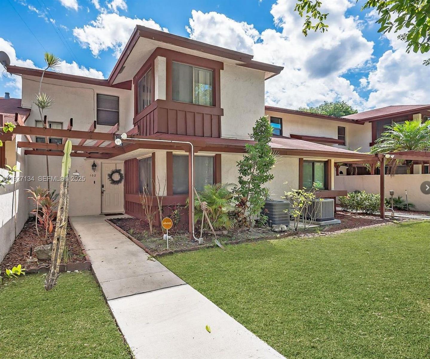 MISTY LAKE SOUTH CONDO PH - Residential Lease