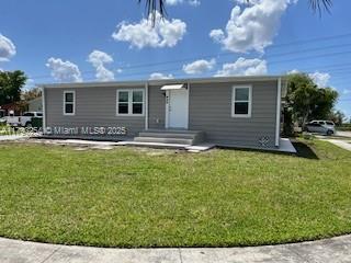Rental Property at 530 Heritage Cir 1, Pembroke Pines, Miami-Dade County, Florida - Bedrooms: 3 
Bathrooms: 2  - $2,450 MO.