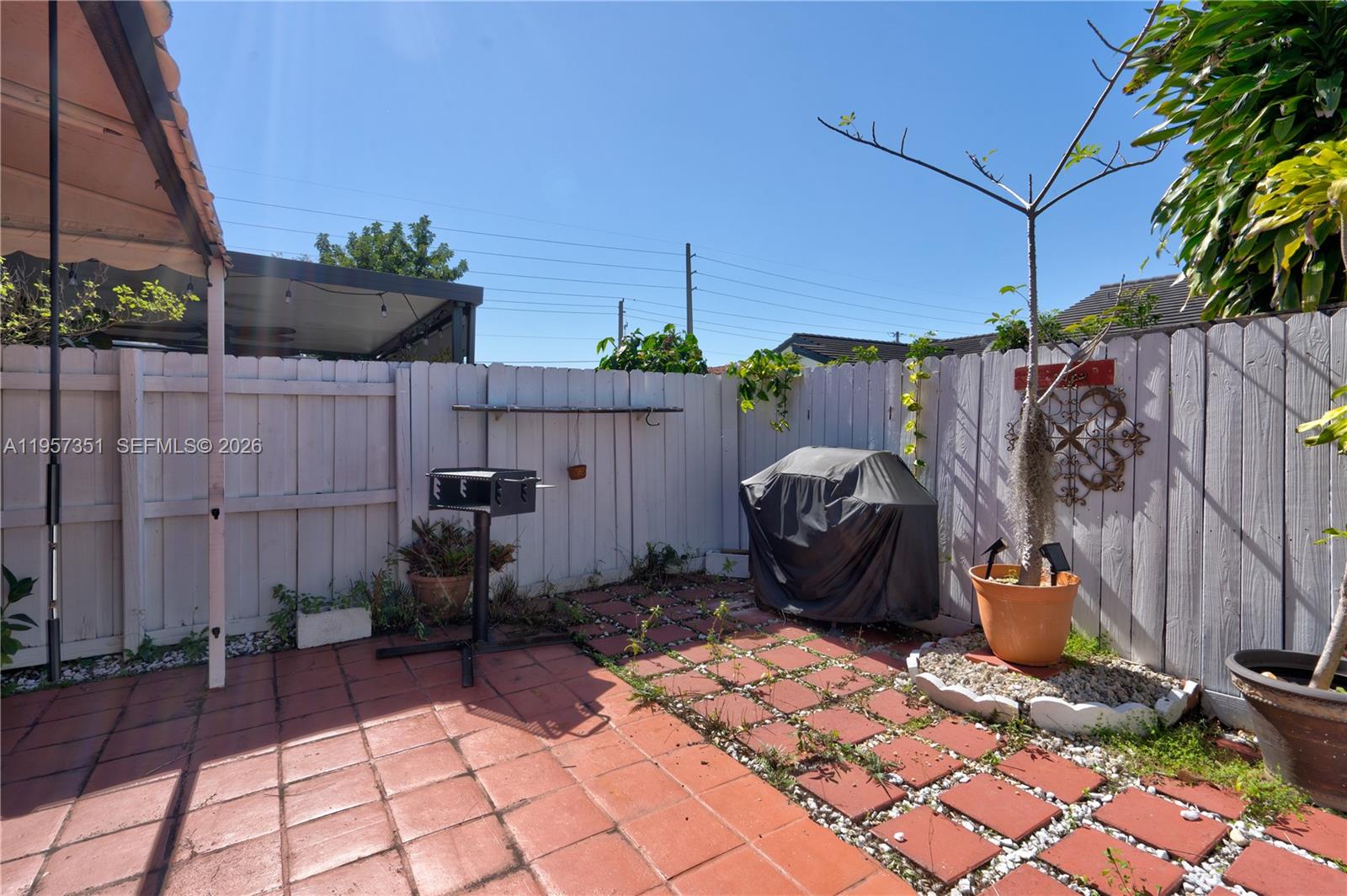 LUZ DE ANDALUCIA CONDO - Residential