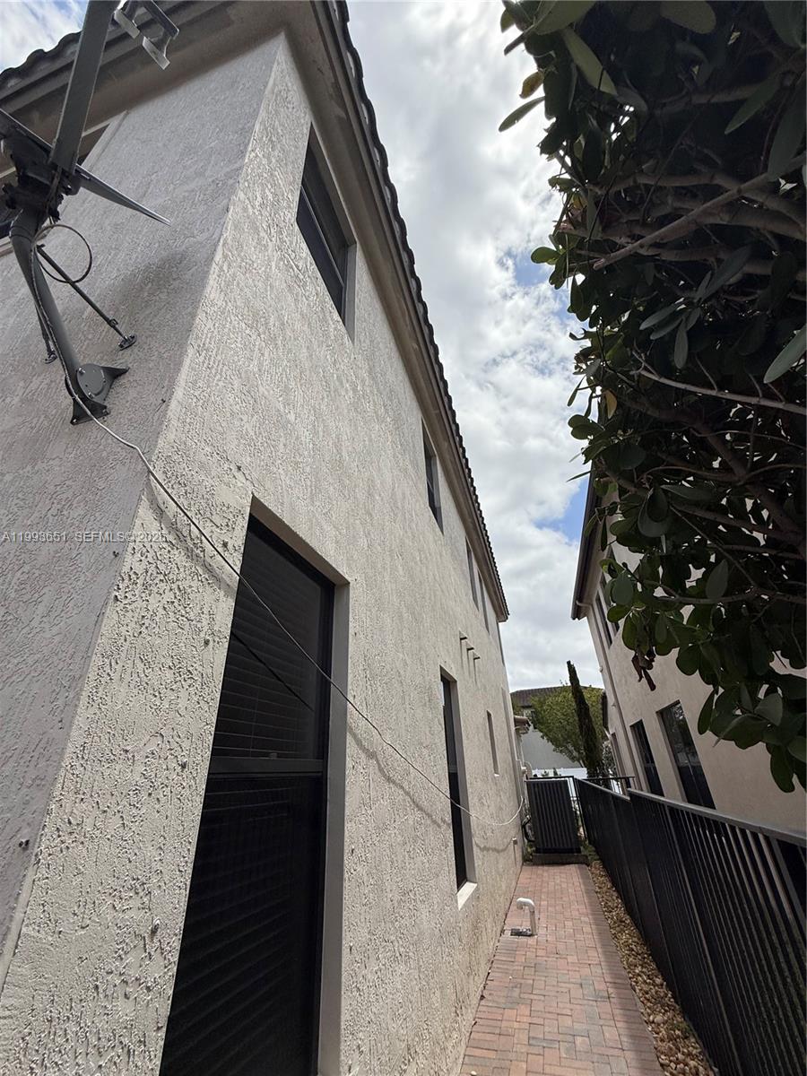 BONTERRA - Residential