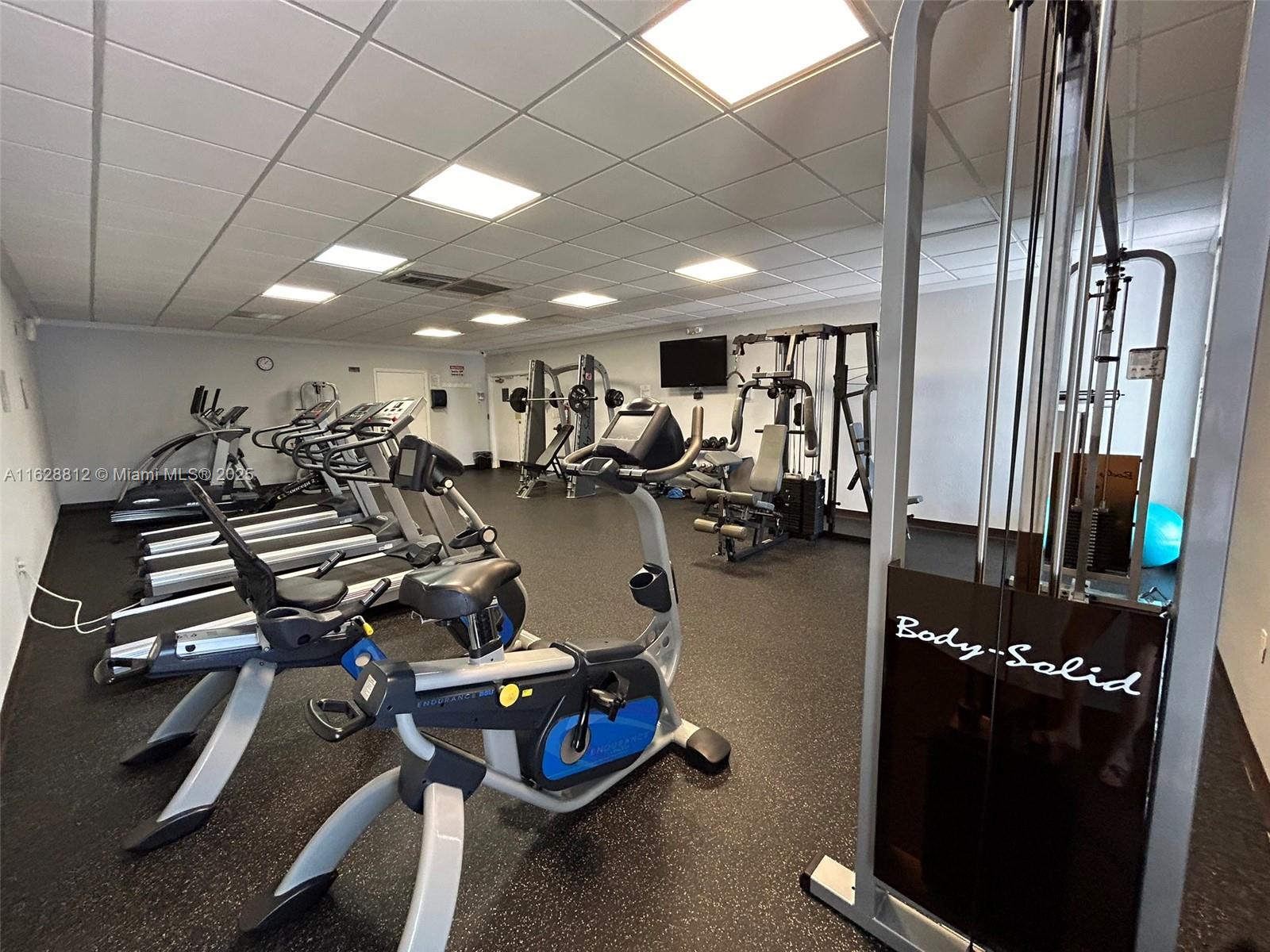 EDEN ISLES CONDO # 4 - Residential