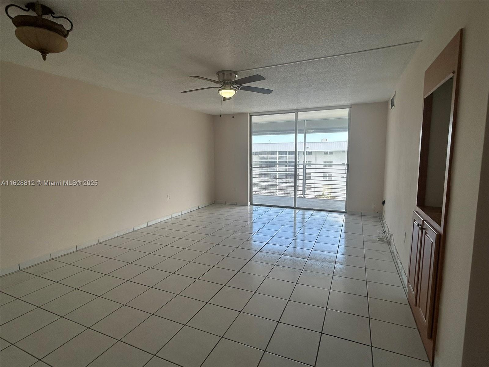 EDEN ISLES CONDO # 4 - Residential