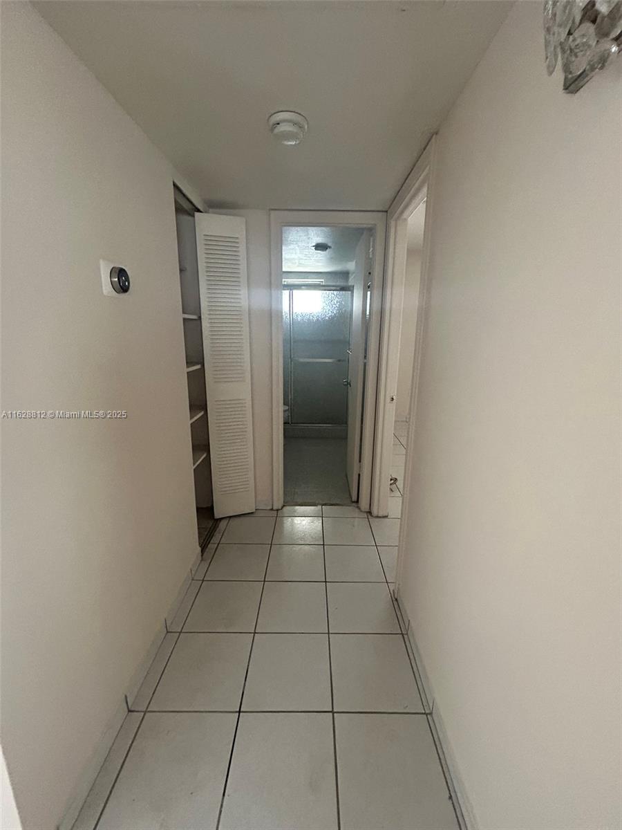 EDEN ISLES CONDO # 4 - Residential