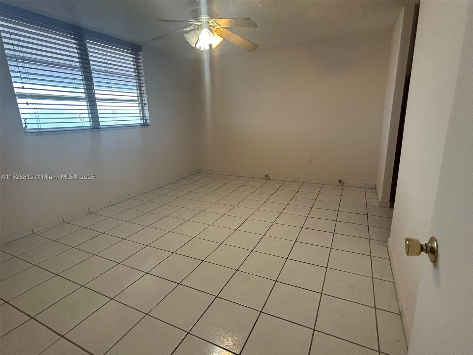 EDEN ISLES CONDO # 4 - Residential