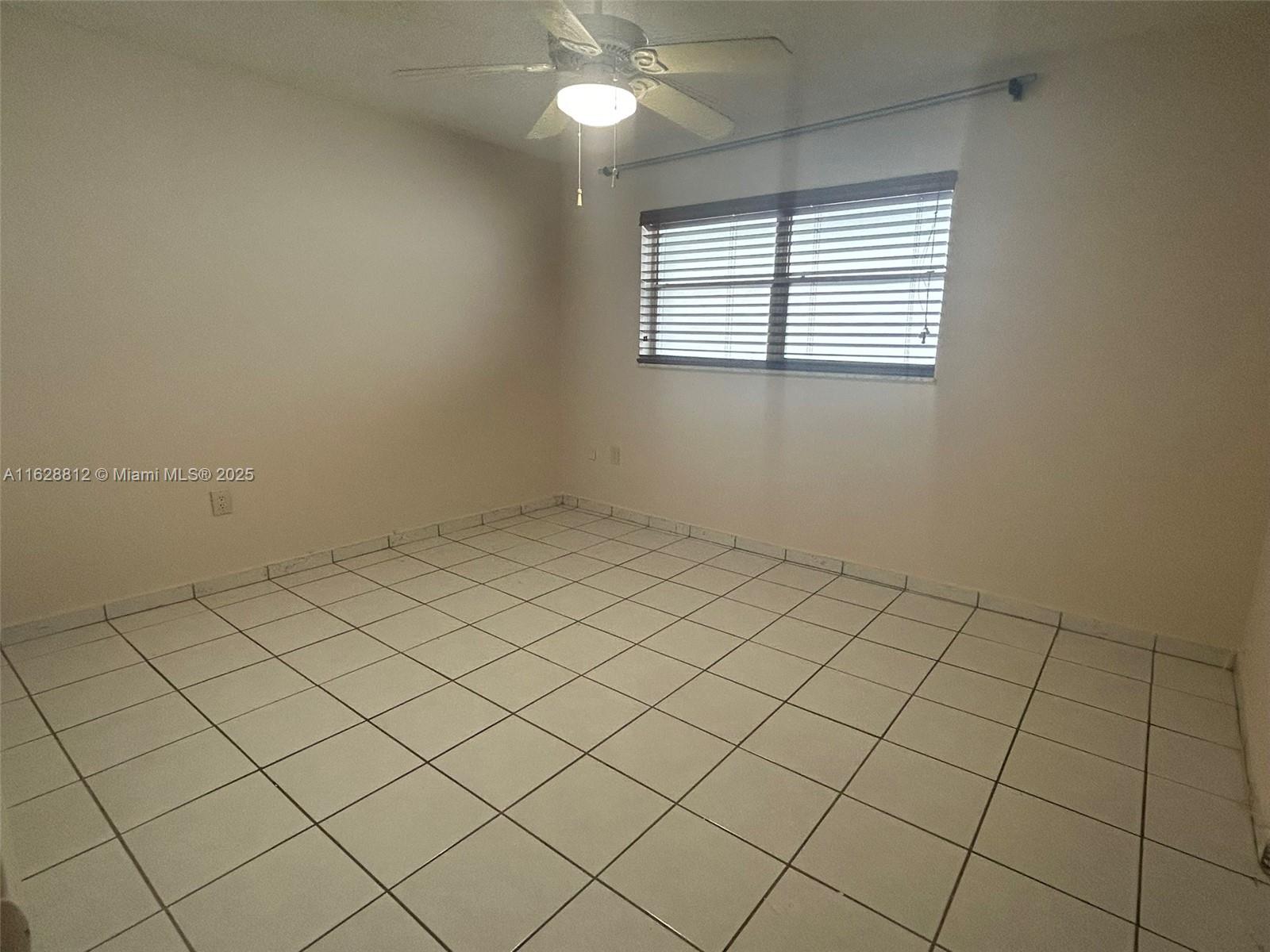 EDEN ISLES CONDO # 4 - Residential