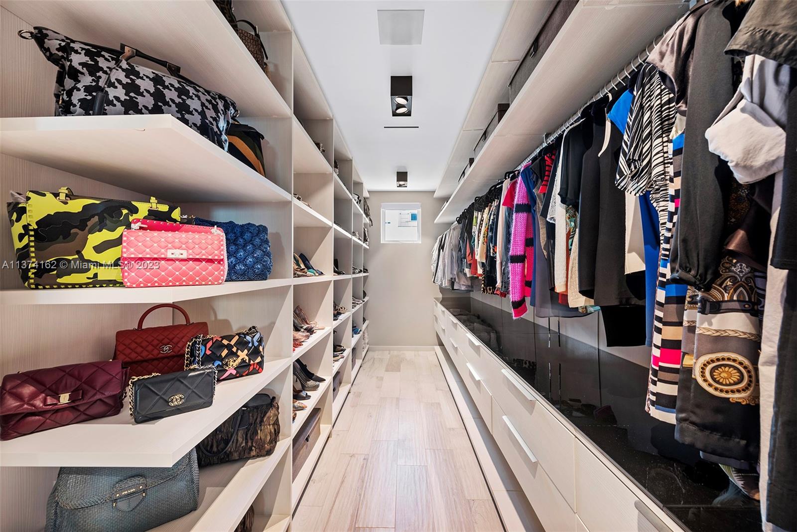 AQUA AT ALLISON ISLAND - Residential