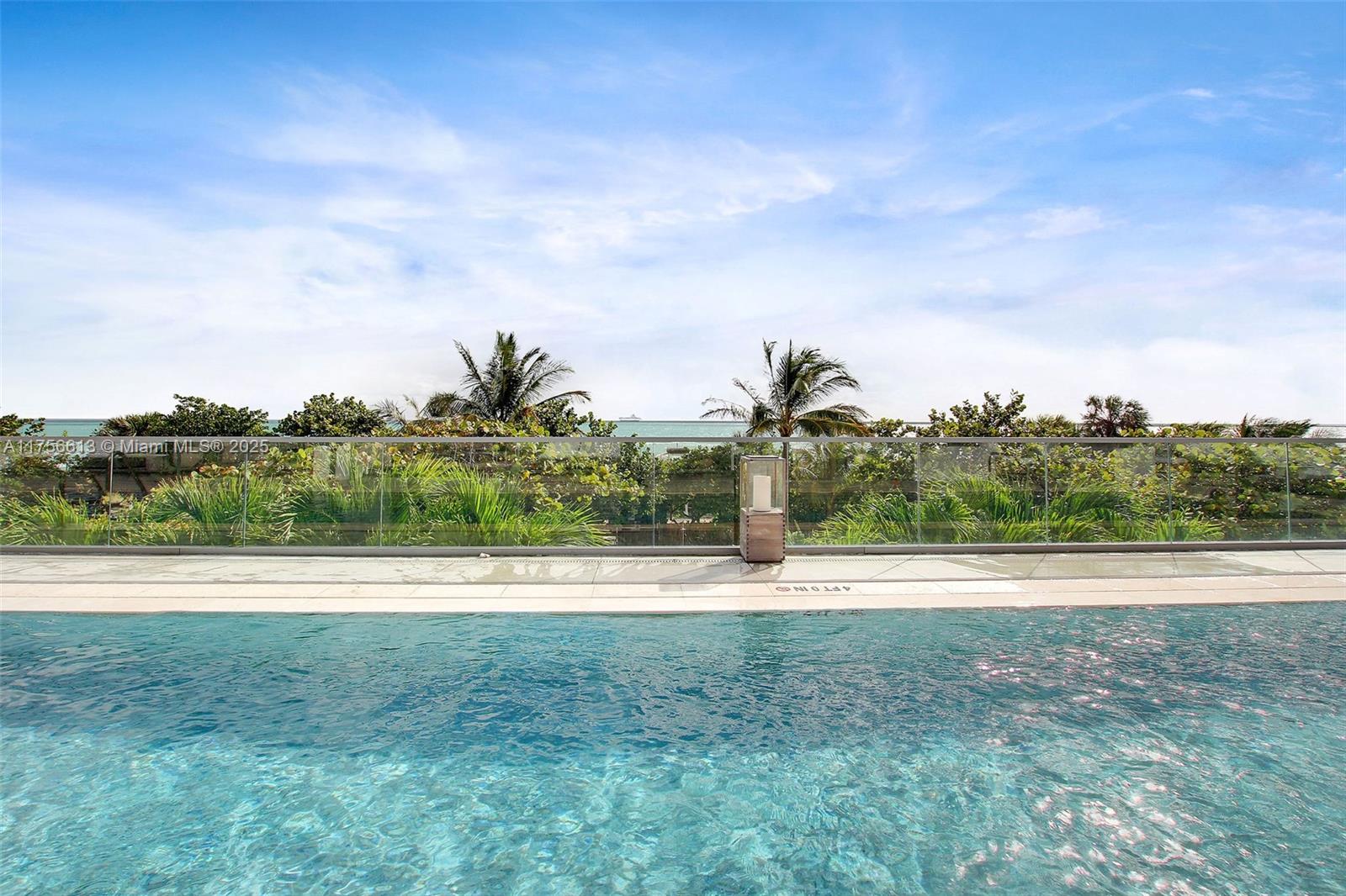 RONEY PALACE CONDO - Residential