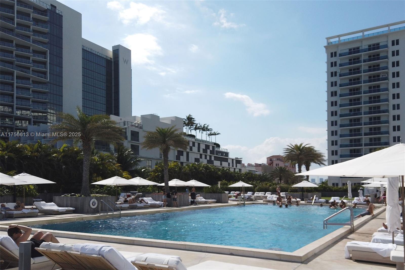 RONEY PALACE CONDO - Residential