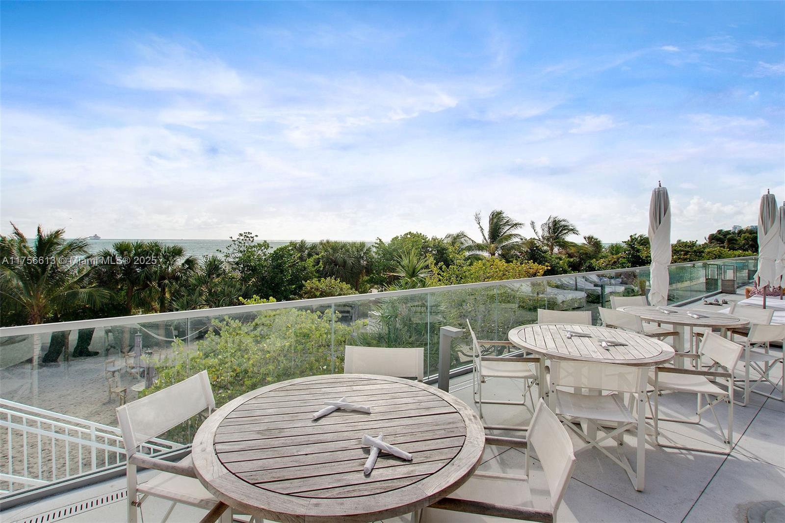 RONEY PALACE CONDO - Residential