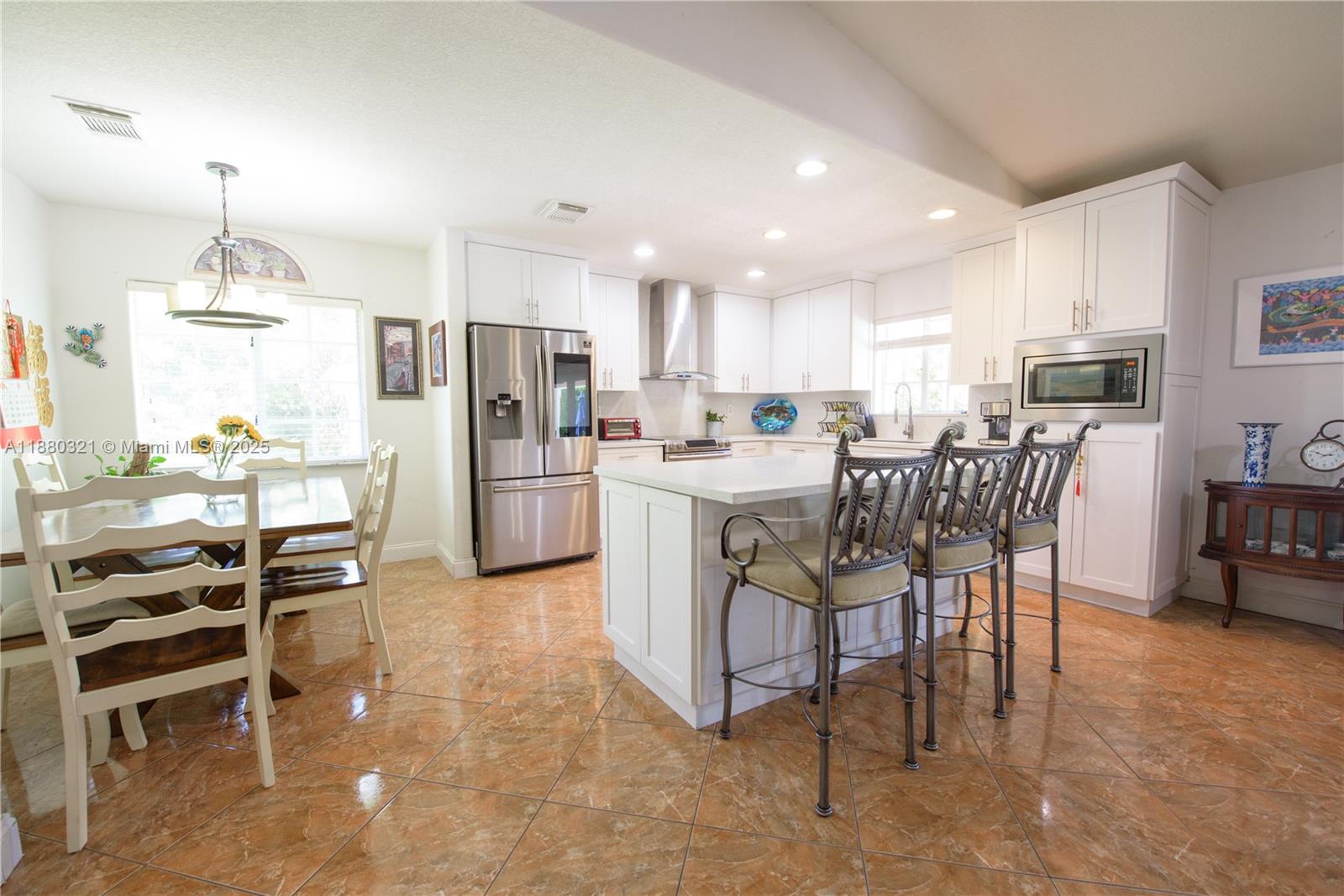 REDLAND ESTATES - Residential Lease