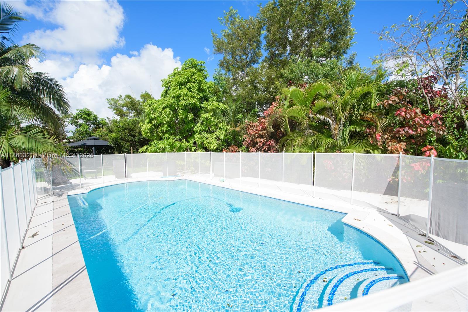 REDLAND ESTATES - Residential Lease
