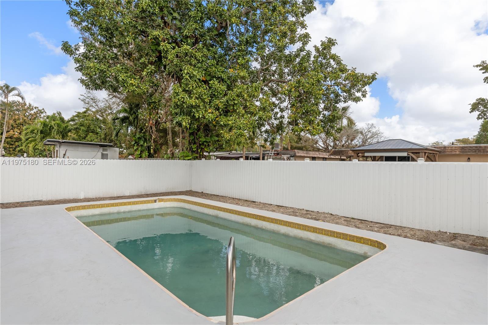 HEATHGATE - Residential